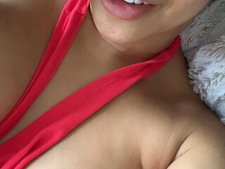 honeydipp69 onlyfans sexy mare caresses hairy cunt