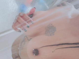 gabbyryan onlyfans skinny beauty jerks off in her shower