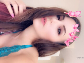 katiebanks onlyfans gorgeous lady in a long dress