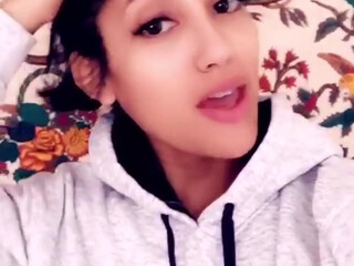 chloeamour onlyfans busty bitch jerking her pussy with phallus