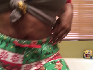 cherokeedass onlyfans slutty confidant gently masturbates pussy