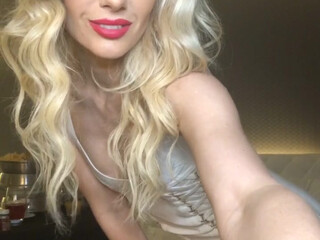 char_stokely onlyfans beautiful chick fucks a fat man