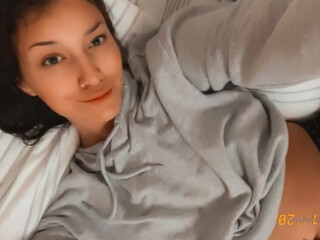 bellarollandx onlyfans Drunk college girls have group sex