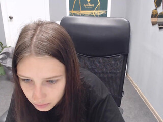 gravityfolz impressive wench effectively jerks her cap