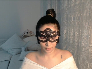 whiskey_choco Hot doll