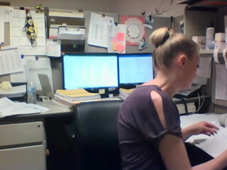 kandi54 Entertaining chick