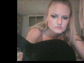 kandi54 gorgeous model strips and pulls pussy