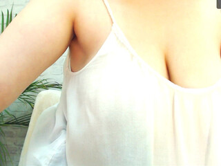 _mia_more voluptuous