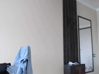 sashakissyou77 big breasted prostitute erotic undressed