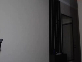 sashakissyou77 slutty confidant gently masturbates pussy