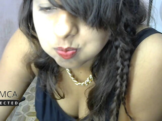 khalifa_india Peppy young lady