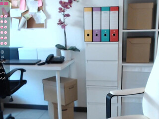 tiffany925 harsh woman caresses her breasts