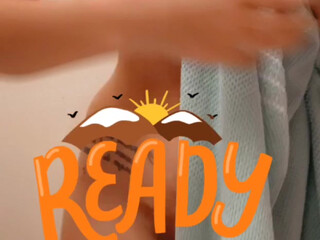 leahwintersxoxo onlyfans busty babe massages pussy