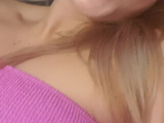 joleelove onlyfans mature fat lady jerking off her cunt