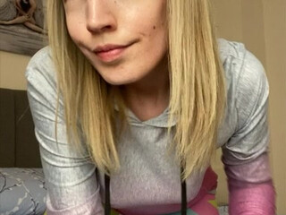 hornysisters onlyfans Attractive females