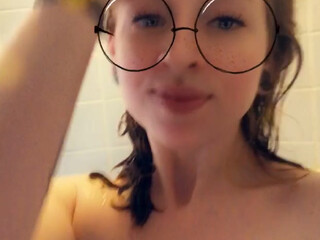 gingergoddesss onlyfans asshole queen caresses intimate places