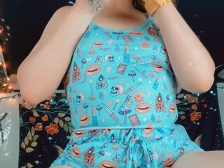 gingergoddesss onlyfans scoring bitch fucks herself with a dildo