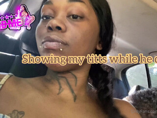 feedmeent onlyfans cute young lady puts on big tits