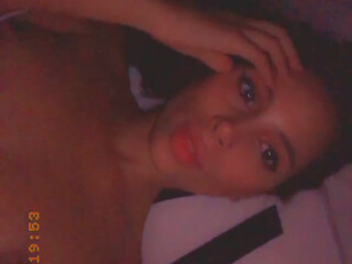 babynicolslife onlyfans appetizing babe lifts her legs