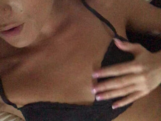 zoebloomxxx onlyfans wicked bitch punishes small tits