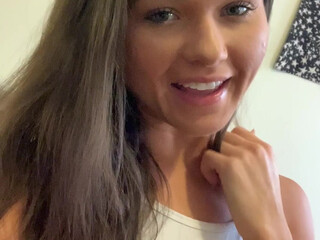 zoebloomxxx onlyfans 13 august 2020