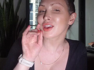 yasminscott onlyfans gorgeous confused fingering both holes