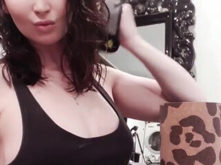 yasminscott onlyfans hot devil teasingly vagina