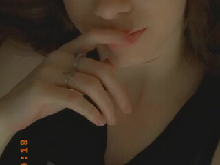 tali_dovahkiin onlyfans shows her sweet holes