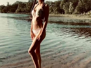 tali_dovahkiin onlyfans shines pussy and caresses big tits