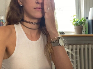 theperfectmistress onlyfans few two. she begins to introduce almost the whole hand into her pussy.