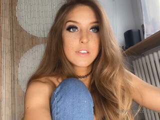 theperfectmistress onlyfans Curvy babe