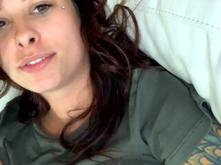 rileyxxxjensen onlyfans fluffy harlot fucks pussy with phallus