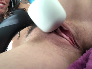 officialdavafoxx onlyfans skinny blonde jerks off