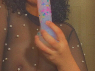 g0ldenariana onlyfans mature masturbates in front of webcam