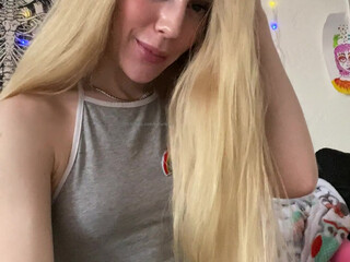 estarletto onlyfans Black-haired mare