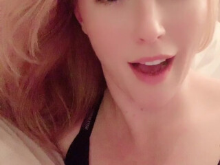 ellanovaxxx onlyfans openwork bitch shows big tits