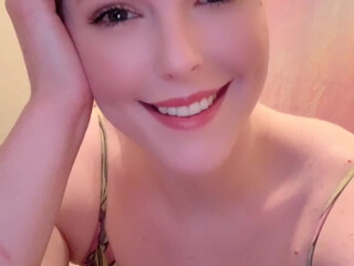 ellanovaxxx onlyfans little dark girl