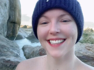 ellanovaxxx onlyfans adorable petite effectively jerking pussy