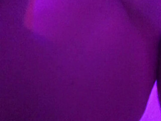 daphnedare onlyfans busty brunette sucks dildo