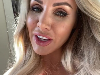 danniiharwood onlyfans incendiary trash is engaged in double penetration