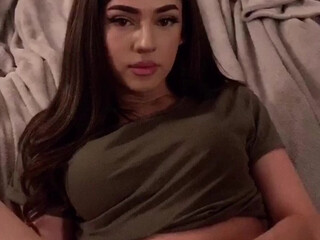 aliyarose onlyfans alluring woman shows vulgar essence