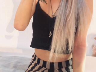 18 onlyfans grade skin rubs tits