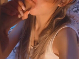 10 onlyfans juicy chick fingers her shaved holes