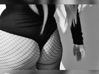 thea_stral onlyfans depraved busty bitch