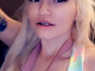 braceybella onlyfans Black-haired confused