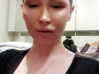 yasminscott onlyfans titty  cam girl  jerks off in  private e