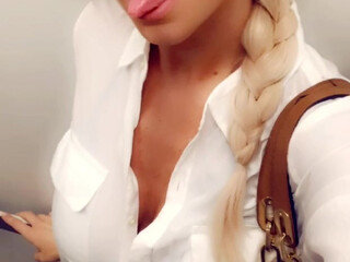 tris_love onlyfans openwork babe masturbates cap