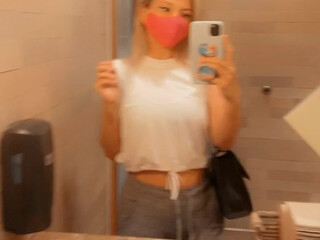 tris_love onlyfans impressive slut furiously masturbating vagina