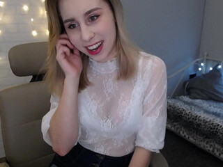 mightymia Fan of pink