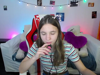 lucky_leslie beautiful vigorously fingering pussy